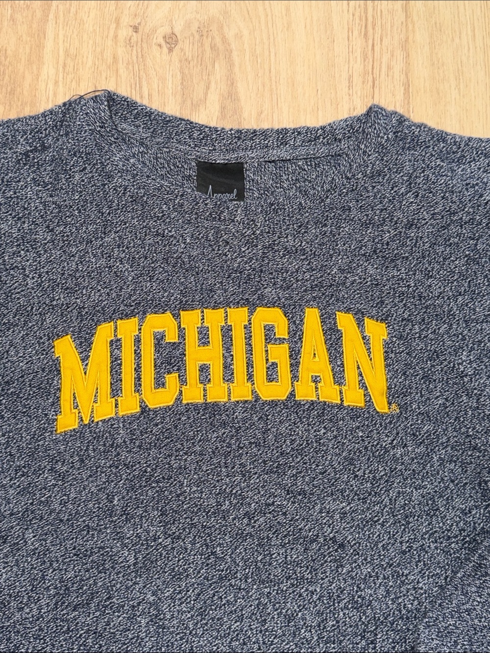 Michigan Navy Blue Crewneck Sweatshirt with Yellow Arch Logo youth girls large - Picture 3 of 5